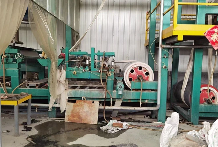 O que torna uma linha de produção de membrana impermeabilizante de asfalto modificada essencial para a construção moderna?