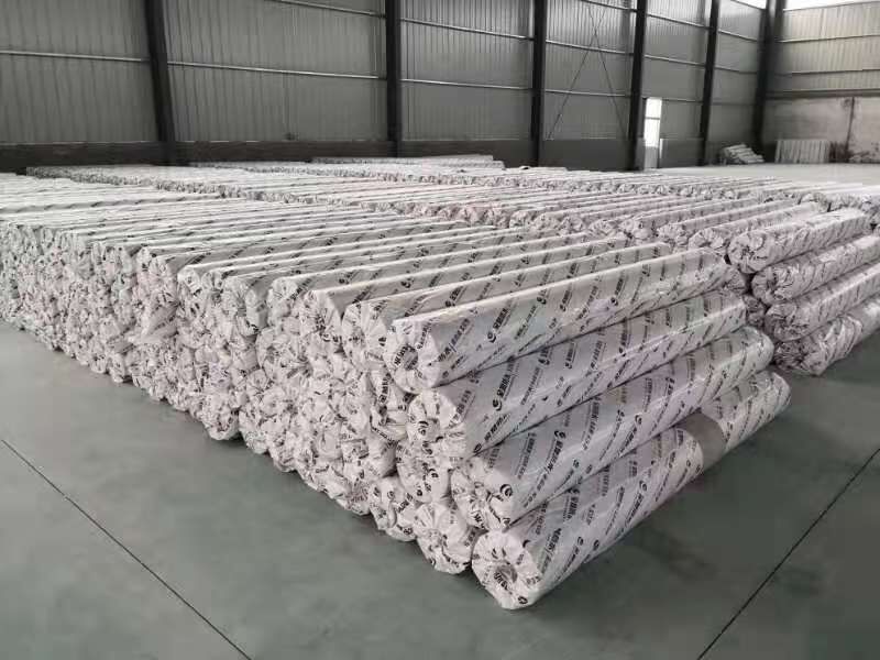 Linha de produção de membrana de impermeabilização por água de TPO reforçada